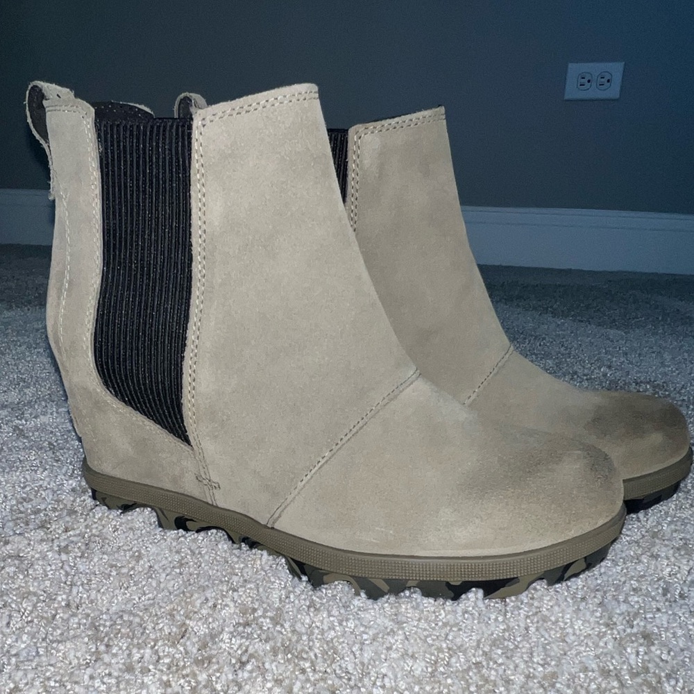 Women’s Sorel Joan of Arctic Wedge II Chelsea Boot